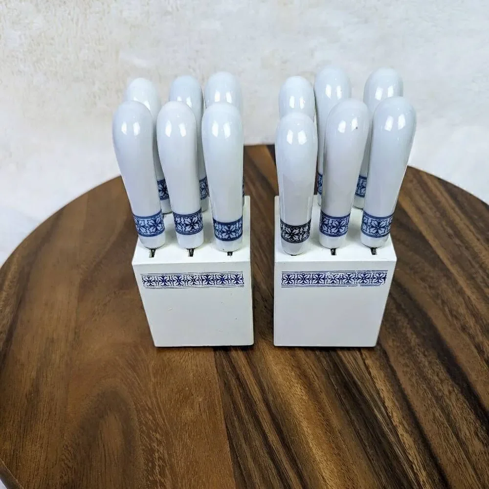 Vintage Blue & White Ceramic Handle 12 Spreader Knives w/ Wood Block, Taiwan